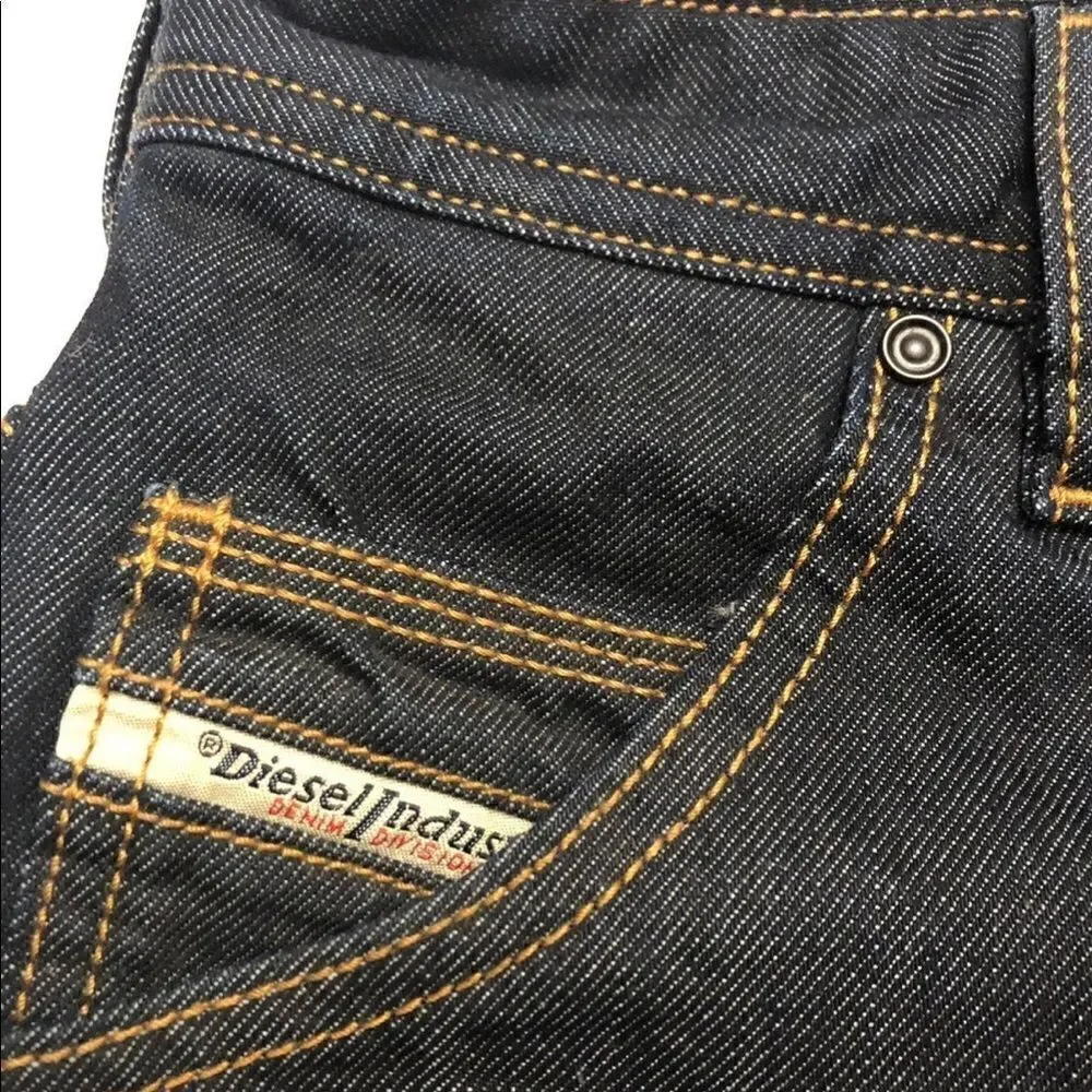 Diesel Italy krooley men’s regular slim carrot jeans size 26X30